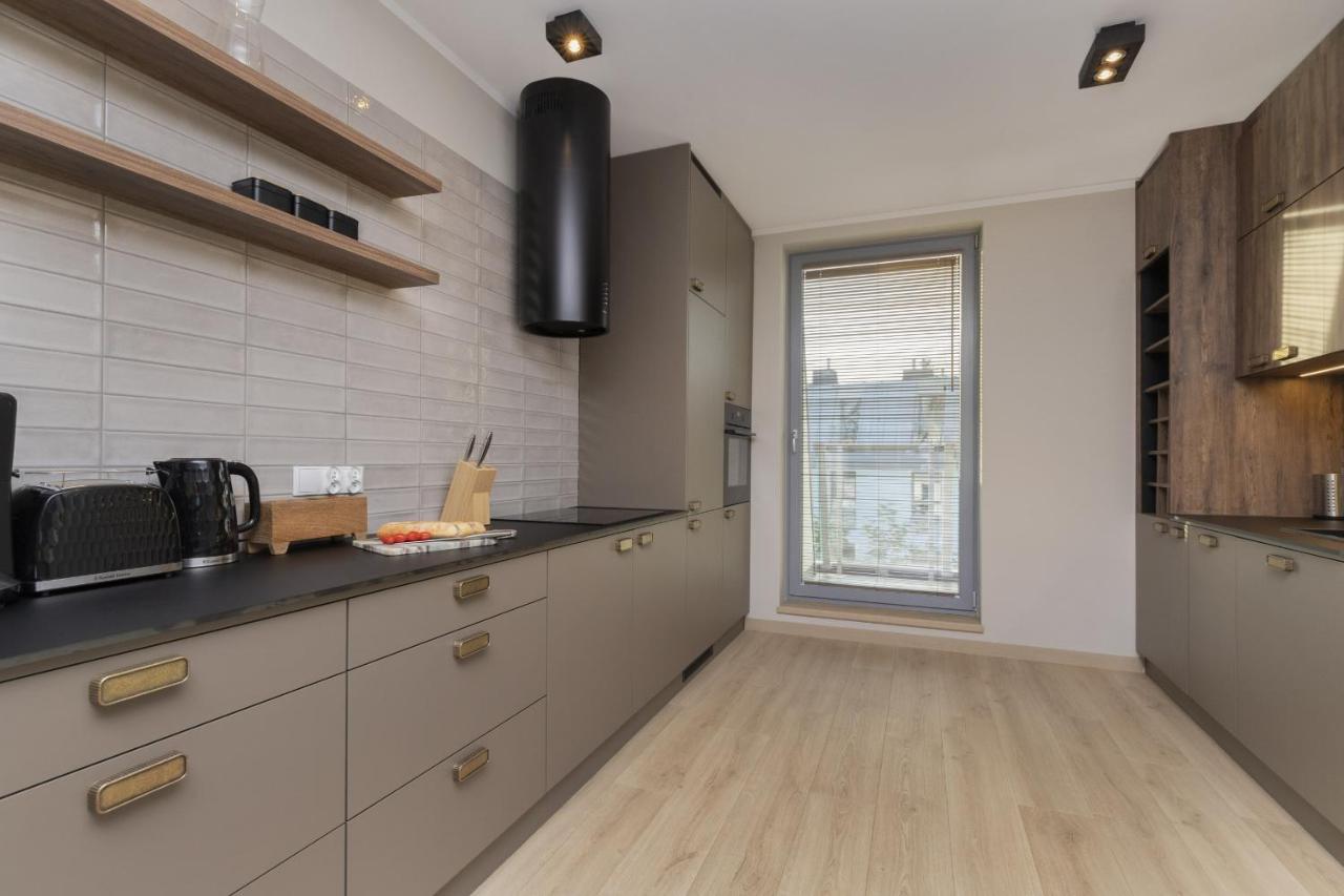 Dolny With Balcony By Renters Apartment *