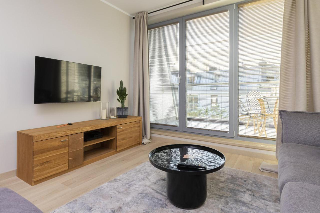 Dolny With Balcony By Renters Apartment *